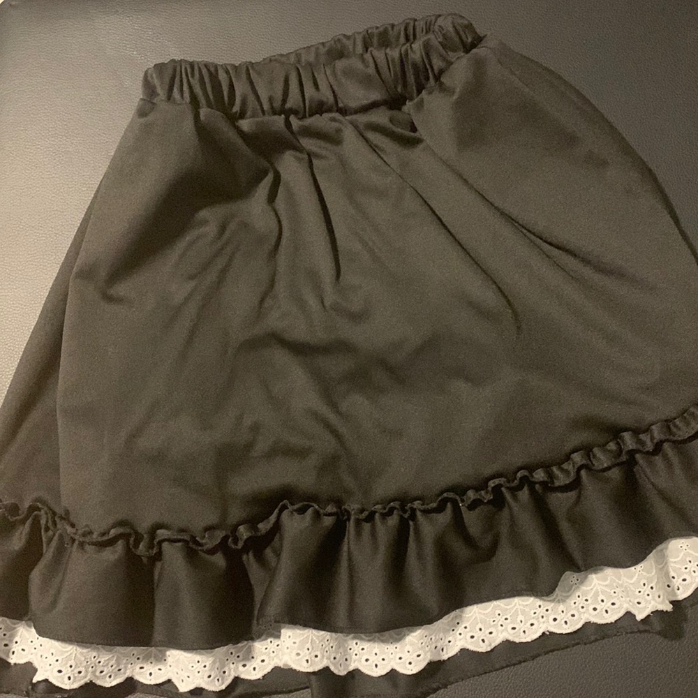 Black layers skirt